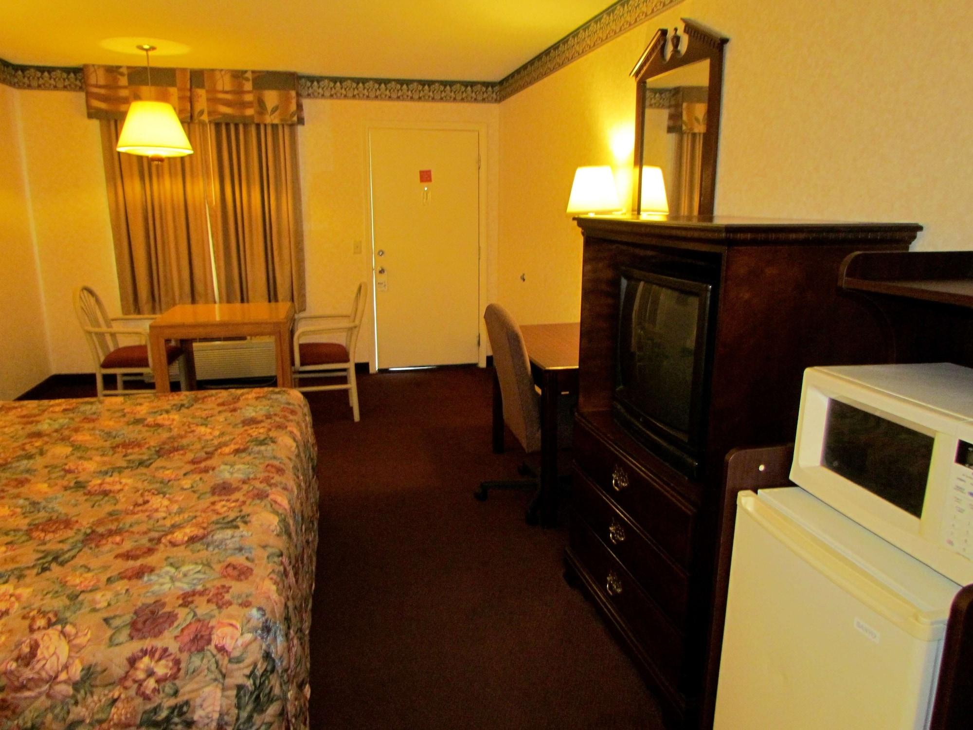 Eagle Inn Съмтър Екстериор снимка